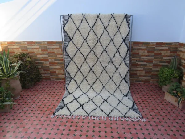 White Original Handcrafted Vintage Beni Ourain Carpet RBW1WB