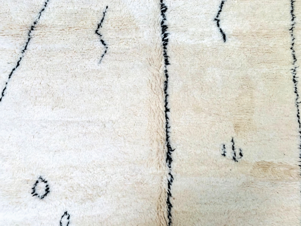 Original Handcrafted Vintage Beni Ourain Carpet in All Sizes Genuine Wool Area Rug - Image 7