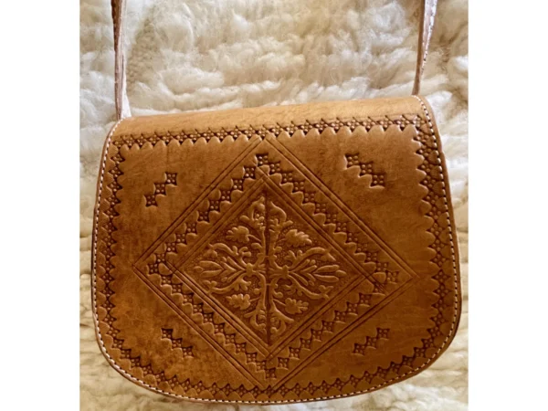 Women's Moroccan Leather Shoulder Bag – Handmade & Stylish - Image 9
