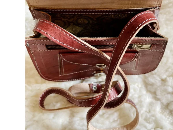 Women's Moroccan Leather Shoulder Bag – Handmade & Stylish - Image 9