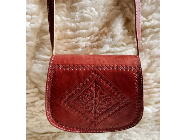 Women's Moroccan Leather Shoulder Bag – Handmade & Stylish - Image 4