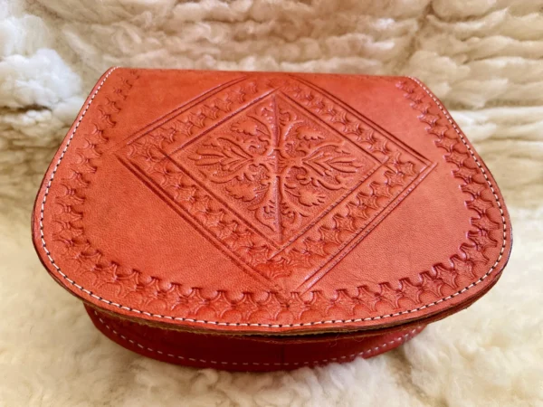 Women's Moroccan Leather Shoulder Bag – Handmade & Stylish - Image 6