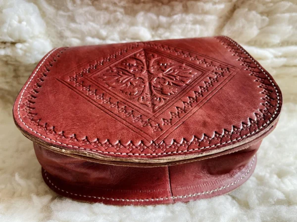 Women's Moroccan Leather Shoulder Bag – Handmade & Stylish - Image 3