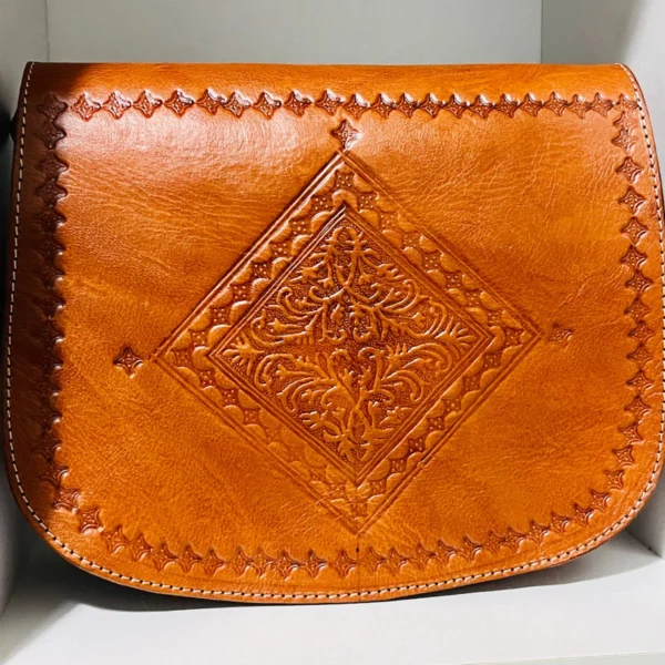 Women's Moroccan Leather Shoulder Bag – Handmade & Stylish - Image 4