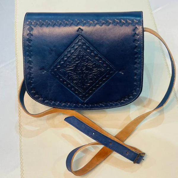 Women's Moroccan Leather Shoulder Bag – Handmade & Stylish - Image 4